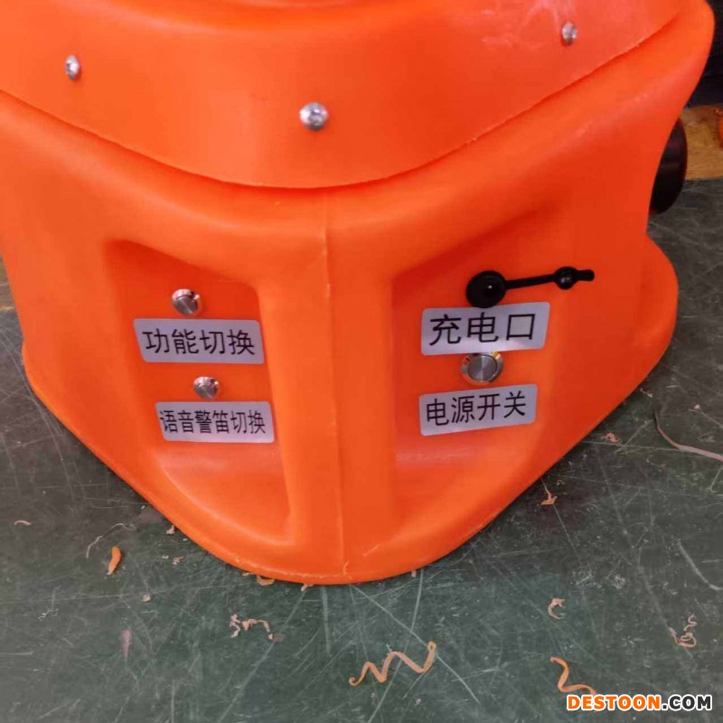 声光警示路锥